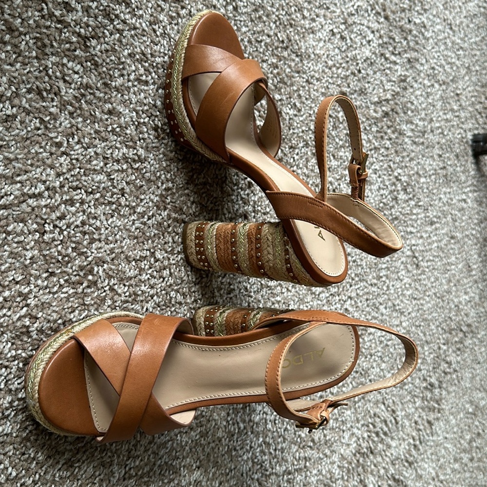Aldo heel size 7 never used